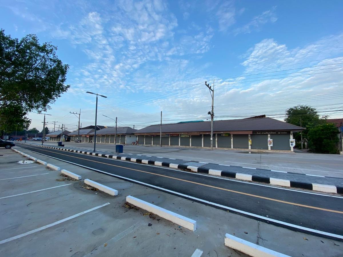Chuanchom Resort Phatthalung Exteriör bild